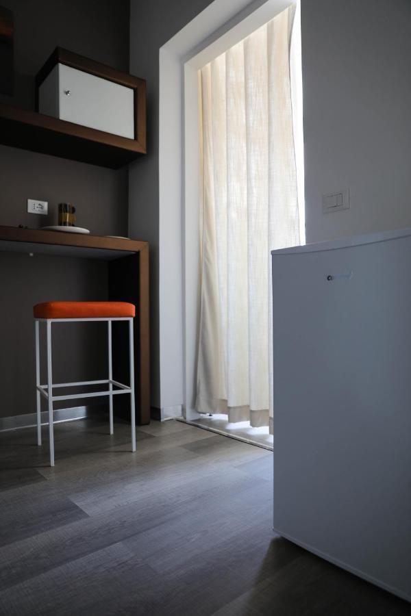 Interno 11 City View With Kitchen - 70 Mq Bari Exterior photo